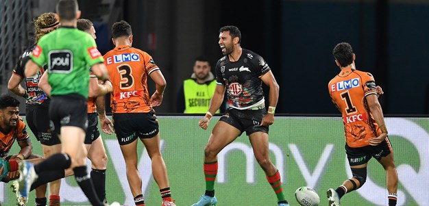 Try and mighty: Johnston sets new record in Rabbitohs rout