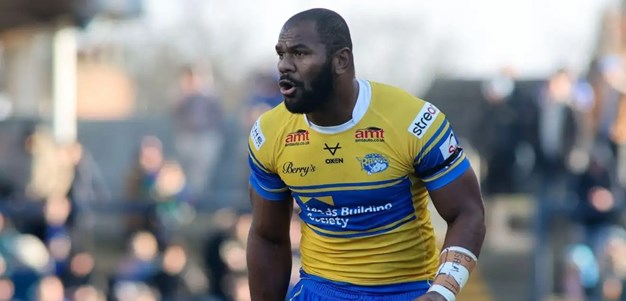 Leeds upset Vegas-bound Warriors but lose Sivo to ACL injury